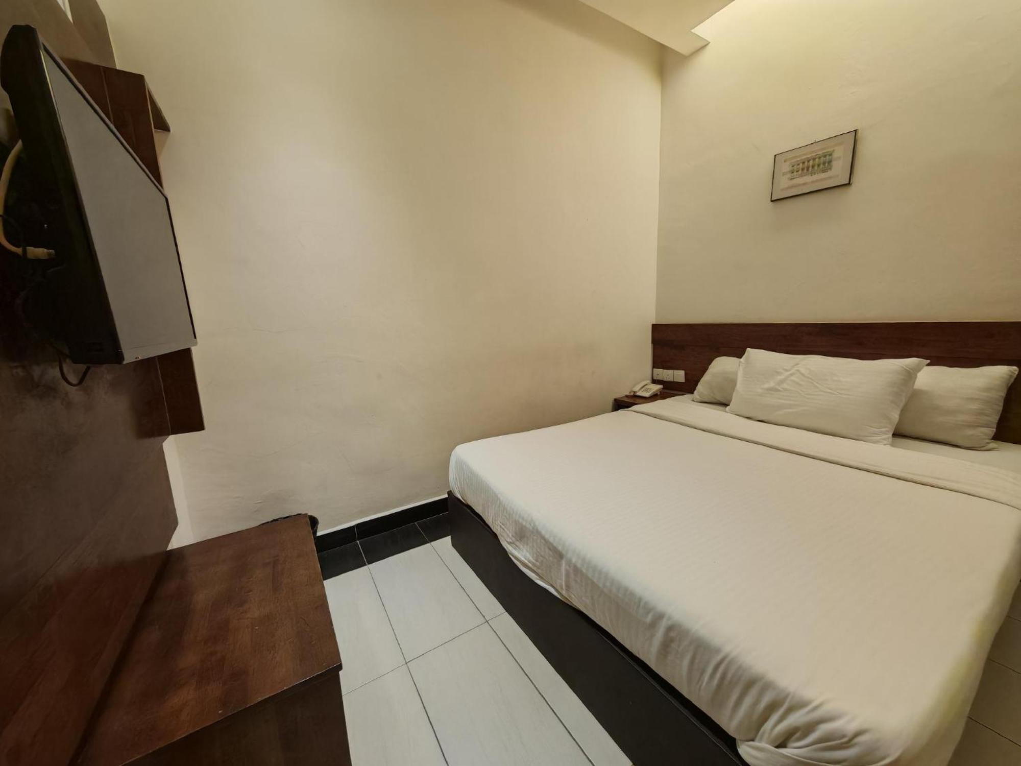 Citrine Hotel Seri Iskandar Exterior foto